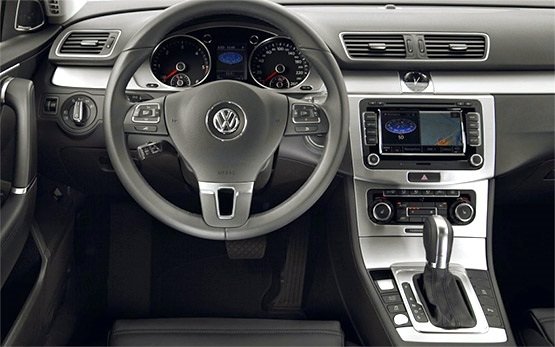 2013 Volkswagen Passat SW Auto